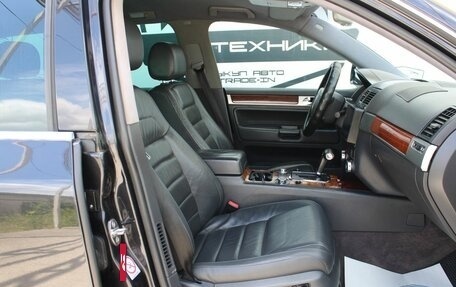 Volkswagen Touareg III, 2005 год, 760 000 рублей, 17 фотография
