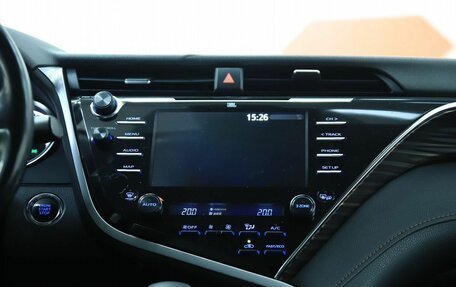 Toyota Camry, 2019 год, 2 550 000 рублей, 14 фотография