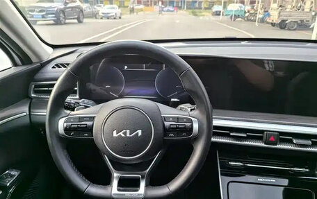 KIA K5, 2021 год, 1 600 000 рублей, 9 фотография