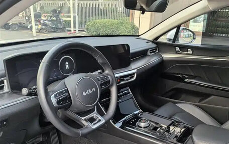 KIA K5, 2021 год, 1 600 000 рублей, 11 фотография