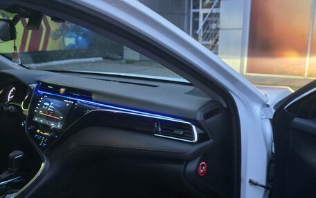 Toyota Camry, 2019 год, 2 650 000 рублей, 8 фотография
