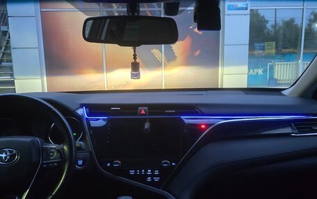 Toyota Camry, 2019 год, 2 650 000 рублей, 9 фотография