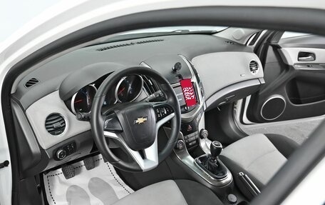 Chevrolet Cruze II, 2013 год, 895 000 рублей, 8 фотография