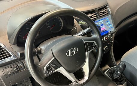 Hyundai Solaris II рестайлинг, 2012 год, 730 000 рублей, 7 фотография