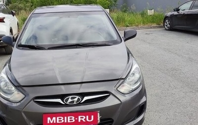 Hyundai Solaris II рестайлинг, 2011 год, 800 000 рублей, 1 фотография
