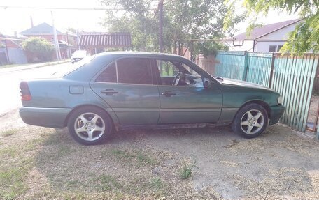 Mercedes-Benz C-Класс, 1993 год, 250 000 рублей, 5 фотография