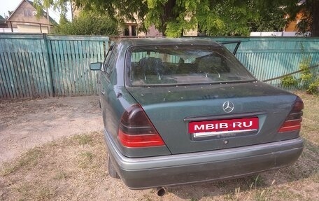 Mercedes-Benz C-Класс, 1993 год, 250 000 рублей, 2 фотография