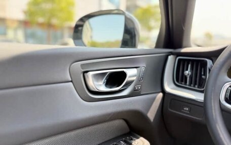 Volvo XC60 II, 2025 год, 5 090 000 рублей, 10 фотография