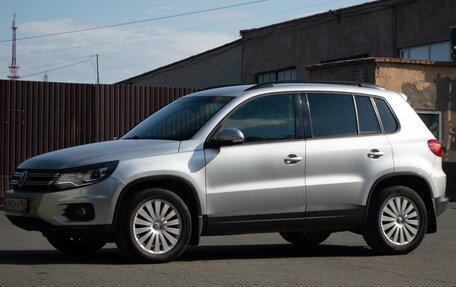 Volkswagen Tiguan I, 2011 год, 1 300 000 рублей, 3 фотография