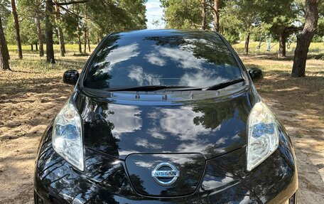 Nissan Leaf I, 2015 год, 900 000 рублей, 4 фотография