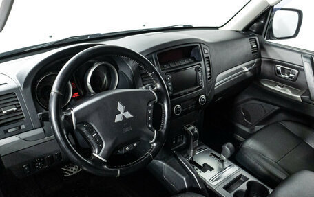 Mitsubishi Pajero IV, 2012 год, 1 695 900 рублей, 10 фотография