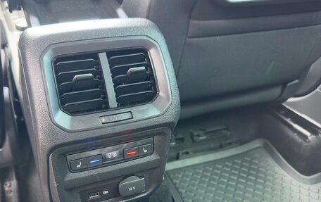 Volkswagen Tiguan II, 2018 год, 2 650 000 рублей, 7 фотография