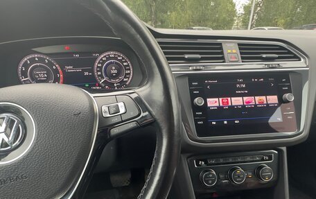 Volkswagen Tiguan II, 2018 год, 2 650 000 рублей, 11 фотография