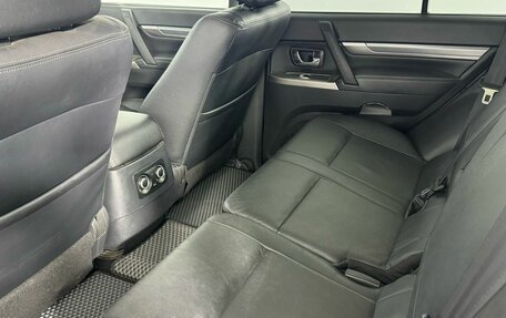 Mitsubishi Pajero IV, 2017 год, 3 300 000 рублей, 10 фотография