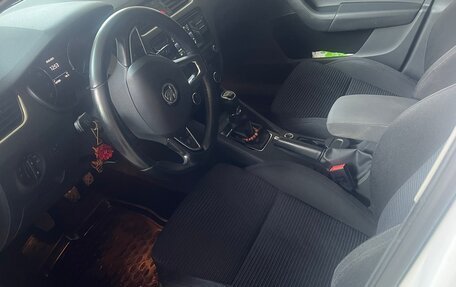 Skoda Octavia, 2015 год, 1 650 000 рублей, 8 фотография