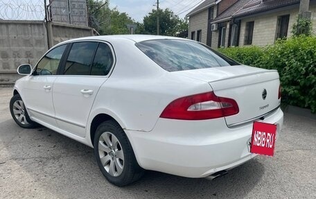 Skoda Superb III рестайлинг, 2012 год, 689 000 рублей, 3 фотография