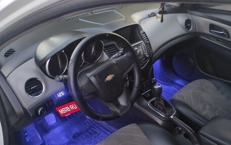 Chevrolet Cruze II, 2012 год, 950 000 рублей, 9 фотография