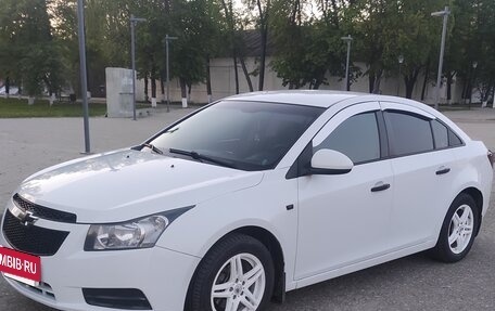 Chevrolet Cruze II, 2012 год, 950 000 рублей, 12 фотография