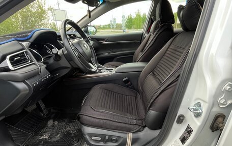 Toyota Camry, 2018 год, 3 100 000 рублей, 11 фотография