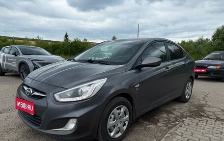 Hyundai Solaris II рестайлинг, 2013 год, 785 000 рублей, 1 фотография