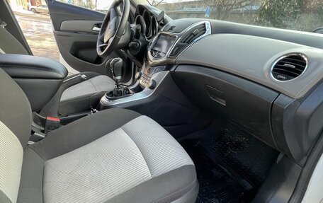 Chevrolet Cruze II, 2014 год, 850 000 рублей, 11 фотография