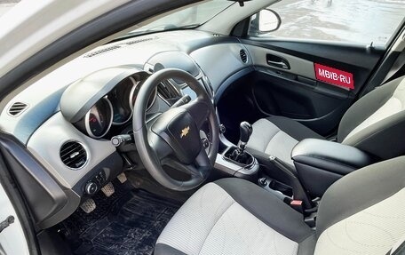 Chevrolet Cruze II, 2014 год, 850 000 рублей, 8 фотография