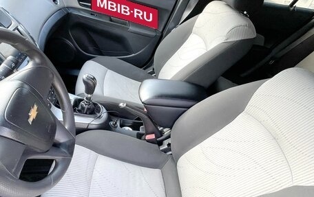 Chevrolet Cruze II, 2014 год, 850 000 рублей, 9 фотография