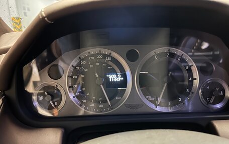 Aston Martin V8 Vantage III, 2011 год, 9 950 000 рублей, 4 фотография
