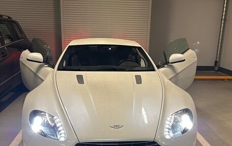 Aston Martin V8 Vantage III, 2011 год, 9 950 000 рублей, 8 фотография