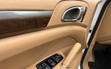Porsche Cayenne III, 2012 год, 2 100 000 рублей, 8 фотография