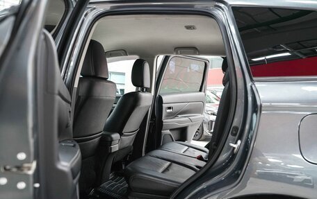 Mitsubishi Outlander III рестайлинг 3, 2013 год, 1 149 000 рублей, 7 фотография