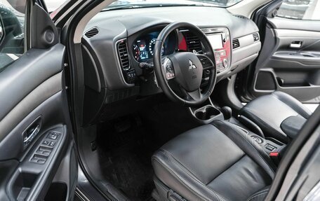 Mitsubishi Outlander III рестайлинг 3, 2013 год, 1 149 000 рублей, 6 фотография