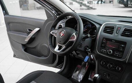 Renault Sandero II рестайлинг, 2018 год, 899 000 рублей, 12 фотография