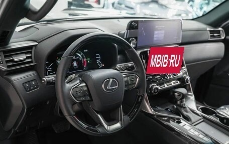 Lexus LX, 2024 год, 15 749 000 рублей, 6 фотография