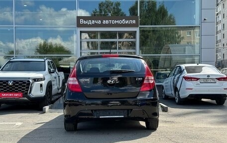 Hyundai i30 I, 2011 год, 980 000 рублей, 4 фотография
