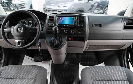 Volkswagen Caravelle T5, 2014 год, 1 749 000 рублей, 6 фотография