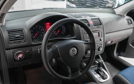 Volkswagen Golf V, 2006 год, 649 000 рублей, 8 фотография