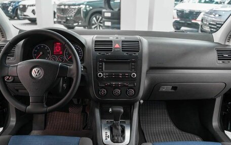 Volkswagen Golf V, 2006 год, 649 000 рублей, 9 фотография