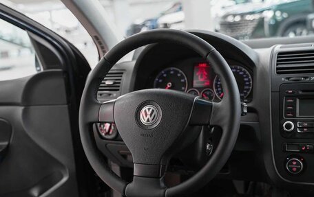 Volkswagen Golf V, 2006 год, 649 000 рублей, 10 фотография