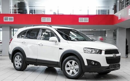 Chevrolet Captiva I, 2014 год, 1 099 000 рублей, 2 фотография