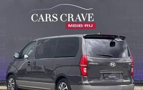 Hyundai Grand Starex Grand Starex I рестайлинг 2, 2019 год, 3 130 000 рублей, 6 фотография