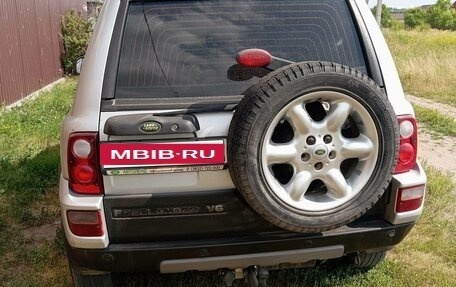 Land Rover Freelander II рестайлинг 2, 2005 год, 650 000 рублей, 1 фотография
