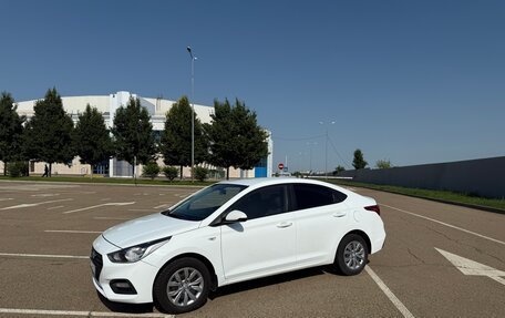 Hyundai Solaris II рестайлинг, 2019 год, 1 500 000 рублей, 3 фотография