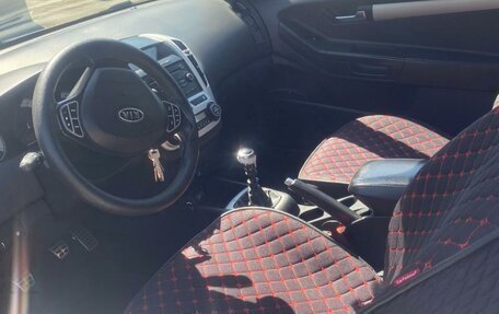 KIA cee'd I рестайлинг, 2009 год, 690 000 рублей, 3 фотография