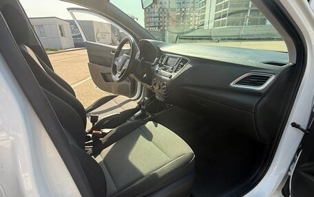 Hyundai Solaris II рестайлинг, 2019 год, 1 500 000 рублей, 14 фотография