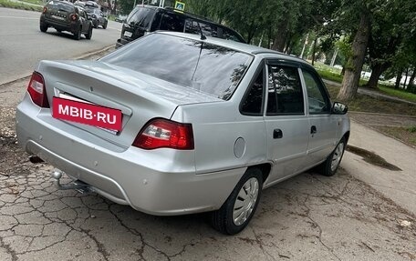 Daewoo Nexia I рестайлинг, 2011 год, 225 000 рублей, 4 фотография