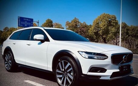 Volvo V90 II, 2022 год, 4 690 000 рублей, 3 фотография
