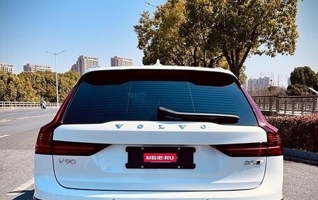 Volvo V90 II, 2022 год, 4 690 000 рублей, 6 фотография