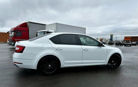 Skoda Octavia, 2018 год, 1 350 000 рублей, 3 фотография