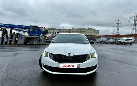Skoda Octavia, 2018 год, 1 350 000 рублей, 2 фотография